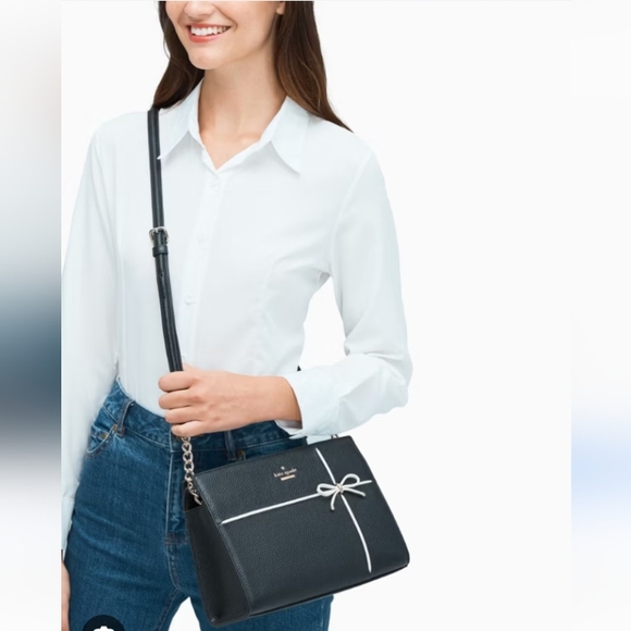 kate spade Handbags - Kate Spade, EUC, Women's, Crossbody Bag, Zipper Closure, Color Black